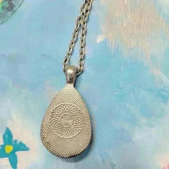 Green and black resin necklace and ring set - Picture 7 of 12